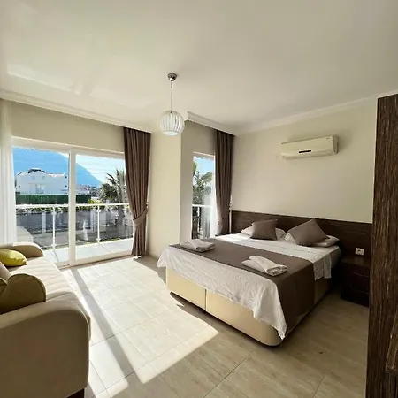 Valley Oludeniz, 4 Bedroom, Large Swimming Pool 페티예