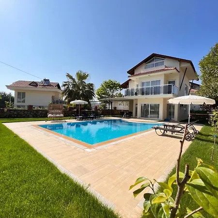 Valley Oludeniz, 4 Bedroom, Large Swimming Pool * 페티예